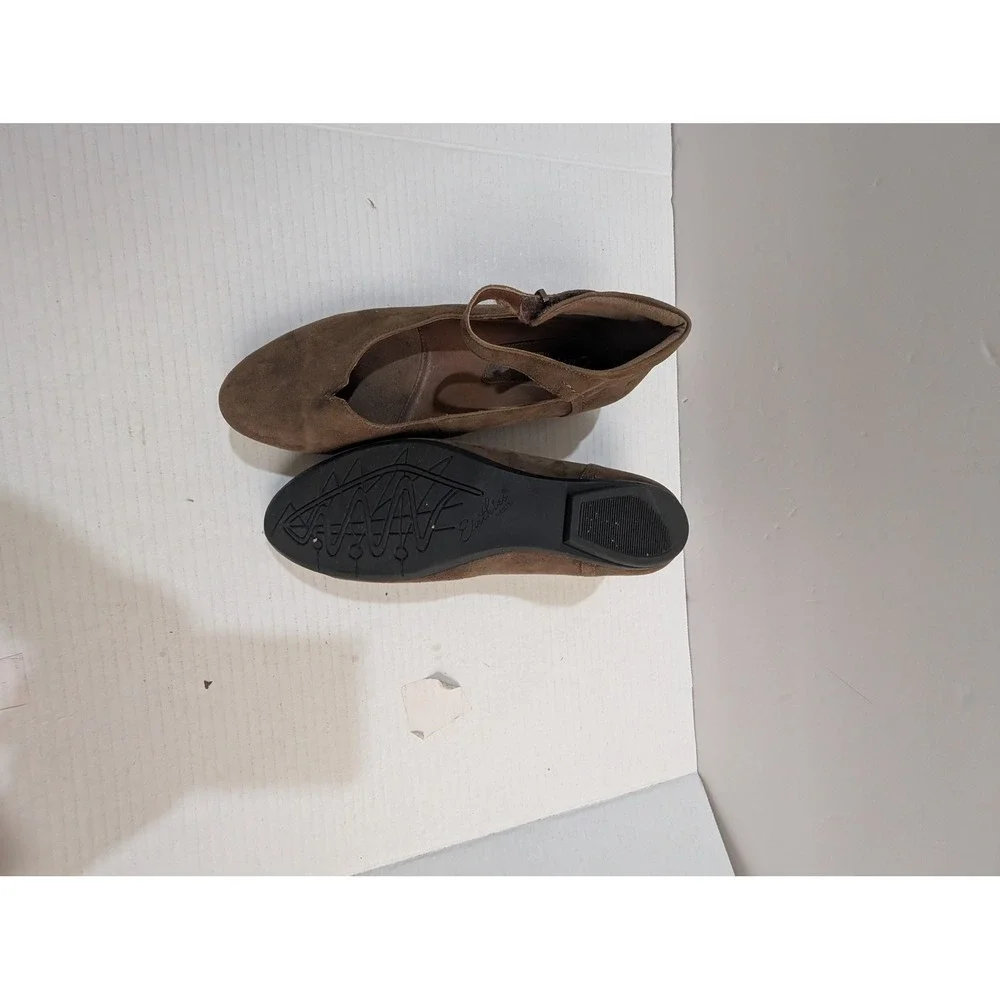 Earthies by Earth Womens 7.5 B Brown Suede Leather Ankle Strap Notched Flats